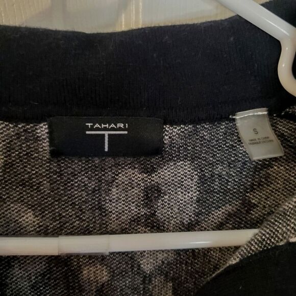 Tahari Leopard Print Polo Sweater - Picture 2 of 6